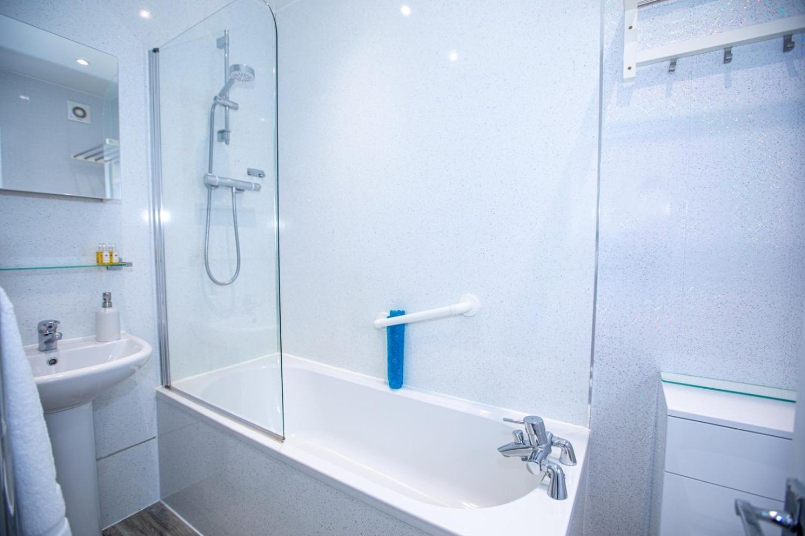 Glebe Street Apartment Leven  Экстерьер фото
